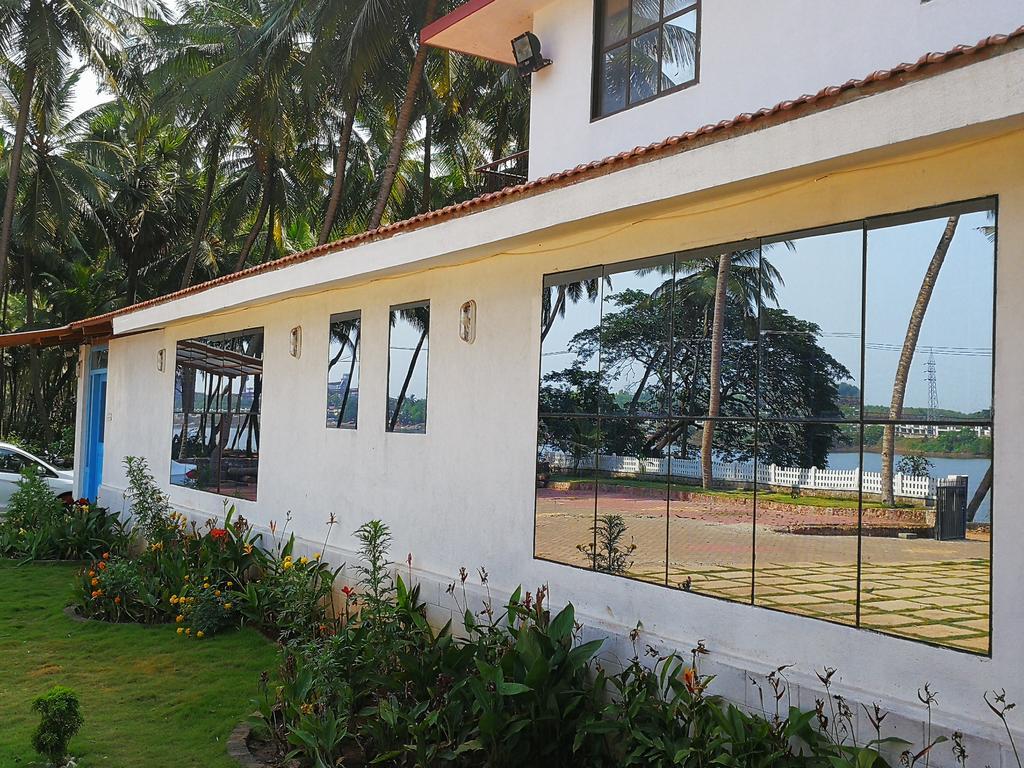 Nisarga Nirvana River House Mangalore Ngoại thất bức ảnh