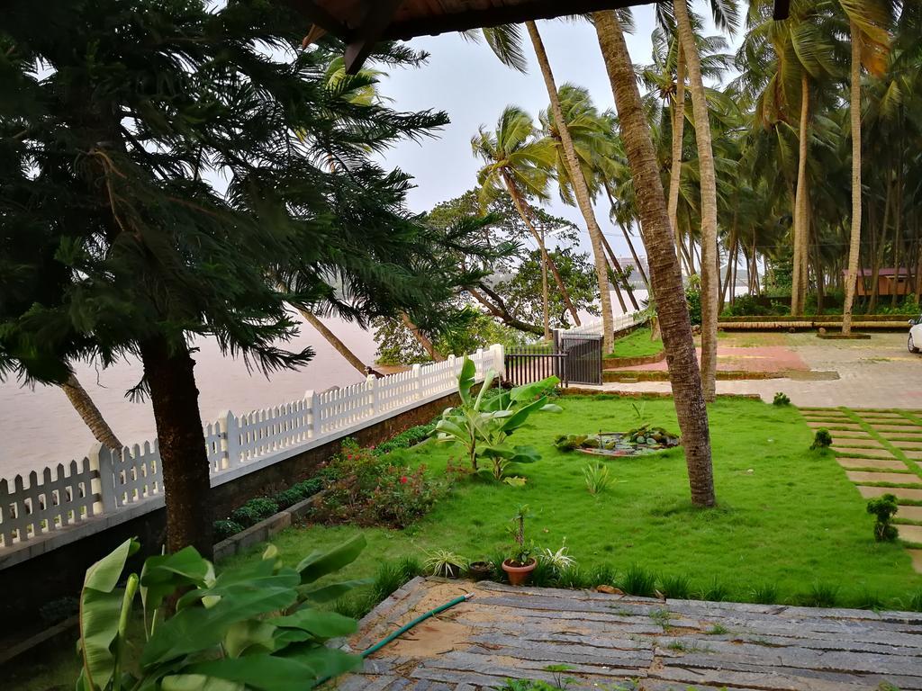 Nisarga Nirvana River House Mangalore Ngoại thất bức ảnh