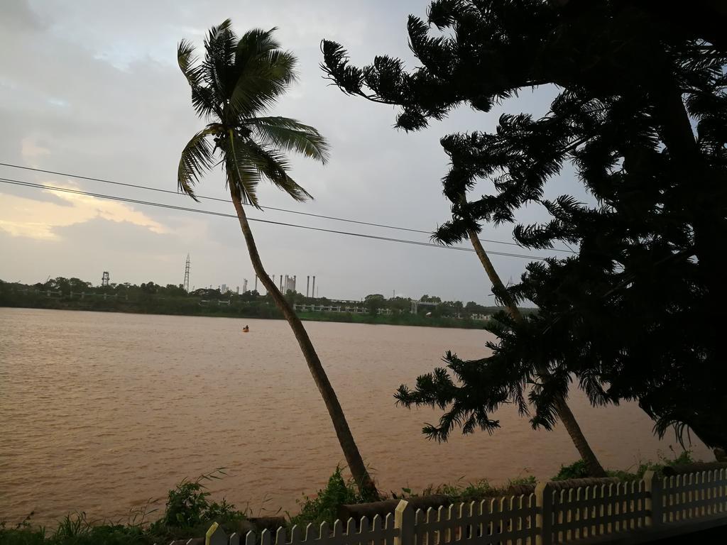 Nisarga Nirvana River House Mangalore Ngoại thất bức ảnh