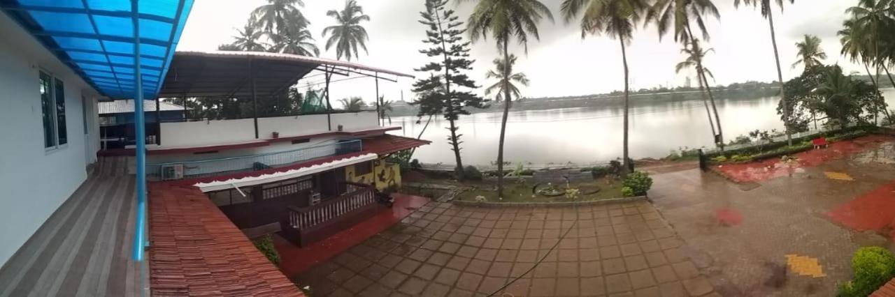 Nisarga Nirvana River House Mangalore Ngoại thất bức ảnh